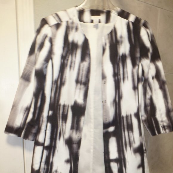 Chico's Women's Long Jacket w/side pockets & hook closure Size 1 - Picture 2 of 9